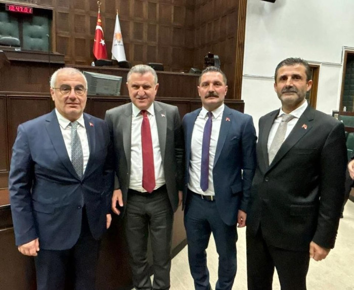 ERDOĞAN AKKAYA'DAN ANKARA ÇIKARMASI