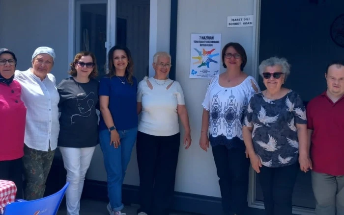 Türk İşaret dili bayramını kutladılar