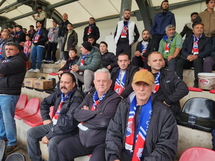 Küçükyalı Yelken Evinde Galip
