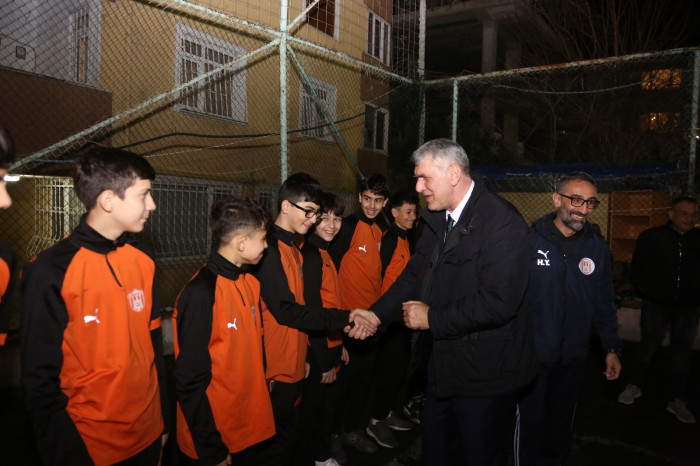 Başkan’dan sporcu gençlere “Kadem Abi” sözü