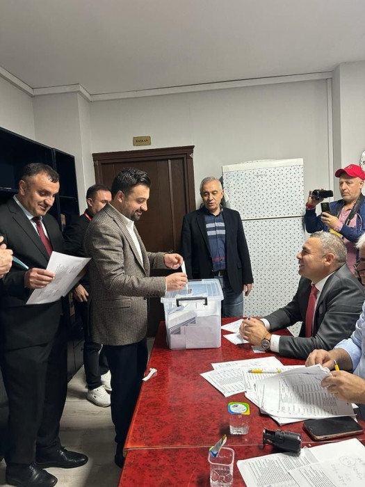 BİDEF GENEL KURUL BAŞKAN VELİ KÖSE İLE DEVAM DEDİ
