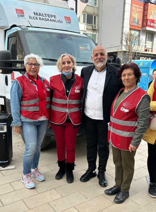 CHP Maltepe’li Kadınlar Sahada Gövde Gösterisi Yaptı!