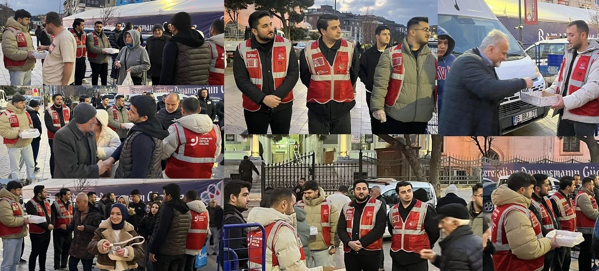 CHP Maltepe'de Dayanışma R&uuml;zgarı Gen&ccedil;lerden Anlamlı İkram