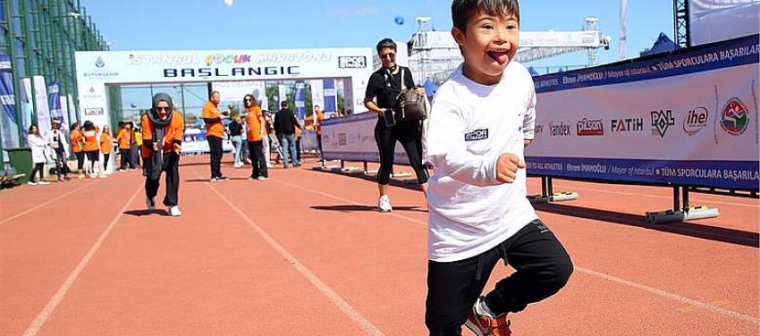 MALTEPE'DE GERÇEKLEŞEN İSTANBUL ÇOCUK MARATONU “DÜNYA REKORU”NA SAHNE OLDU