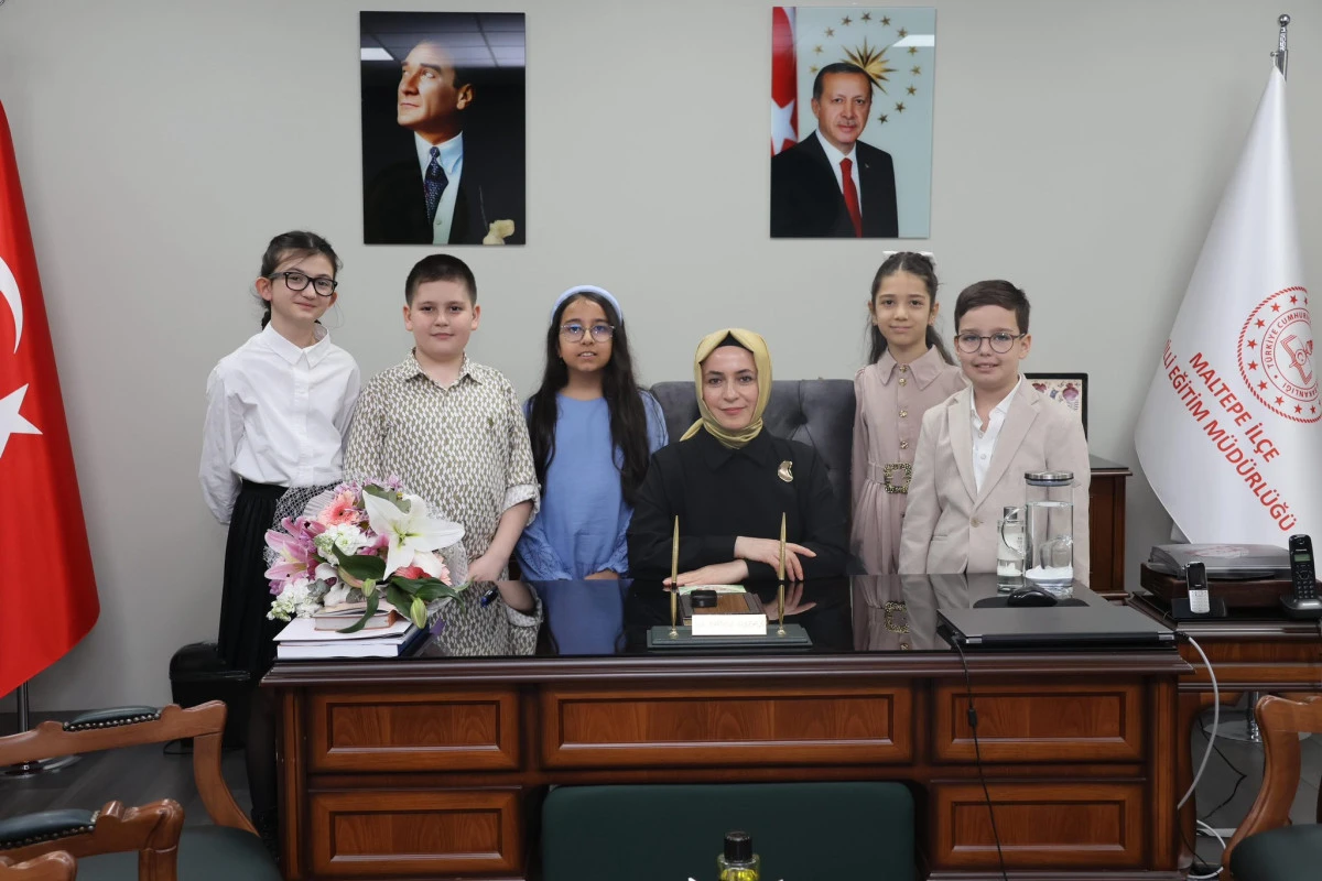 Maltepe İl&ccedil;e Milli Eğitim M&uuml;d&uuml;r&uuml; Hale Bağce &Ouml;zbaş&rsquo;tan 23 Nisan Mesajı Yarınlarımızın Mimarı Sizlersiniz