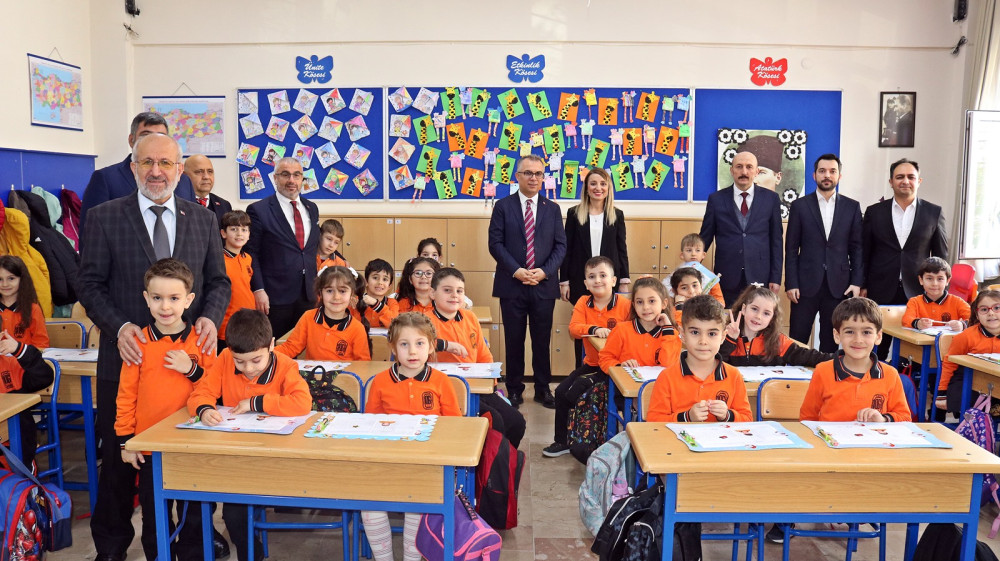 Maltepe'de 1.Kanaat D&ouml;nemi Sonu Kapanış T&ouml;reni Orhangazi&nbsp;İlkokulunda Ger&ccedil;ekleşti.